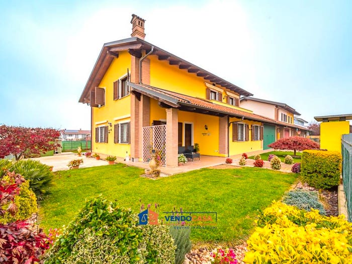 Casa con 6 locali in vendita in Via Oselle, Santa Rita Tuninetti, Carmagnola
