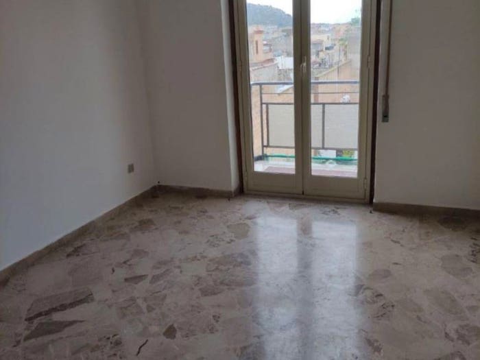 Casa trilocale in vendita in Corso Butera, Centro, Bagheria