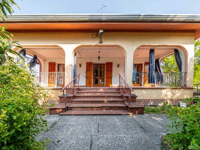 Casa con 5 locali in vendita in Via Naviglio Nord, Rio Saliceto