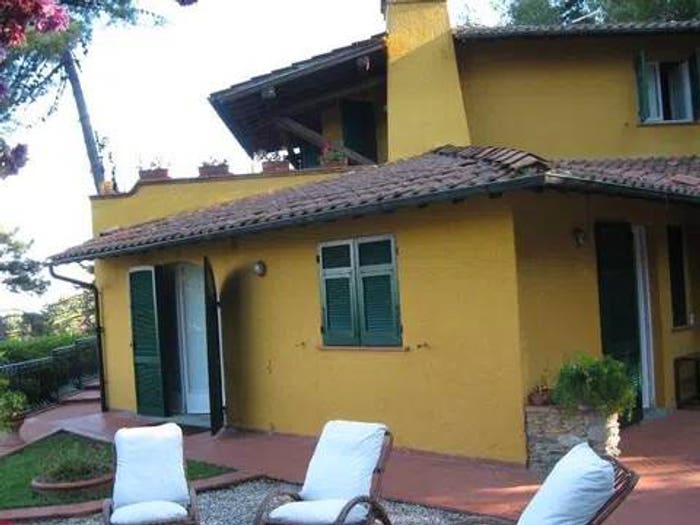Casa con 6 locali in vendita in Via Della Pace, Ameglia