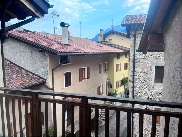 Appartamento quadrilocale in vendita in Vallarsa