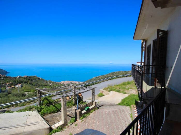 Casa con 6 locali in vendita in Contrada Basima, Gioiosa Marea