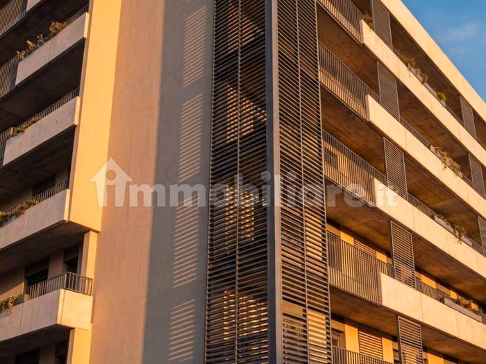 Appartamento trilocale in vendita in Via Luigi De Marchi, Fonte Laurentina, Roma