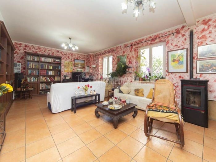 Casa con 5 locali in vendita in Via dei Pittori, Centro, Deruta