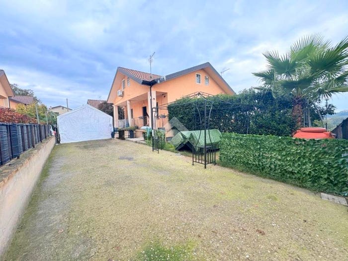 Casa con 6 locali in vendita in Via Alessandro Magno, Arcavacata, Rende