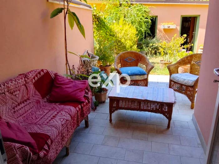 Casa con 5 locali in vendita in Passeggi Don Gentili, Fano