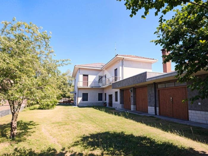 Casa con 6 locali in vendita in via puccini, Cassano Magnago