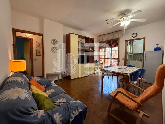Appartamento bilocale in vendita in Via Arno, Marina di Massa Centro, Massa
