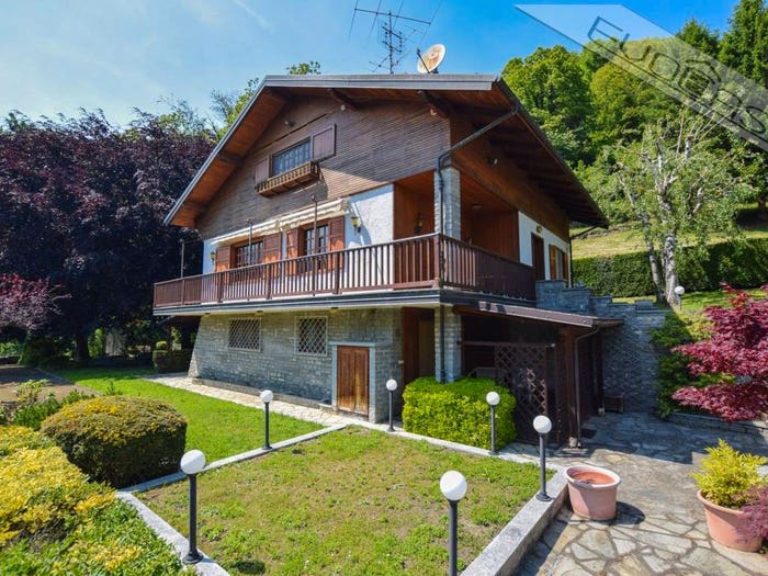 Casa con 6 locali in vendita in Via Indiritto, Centro, Villar Pellice