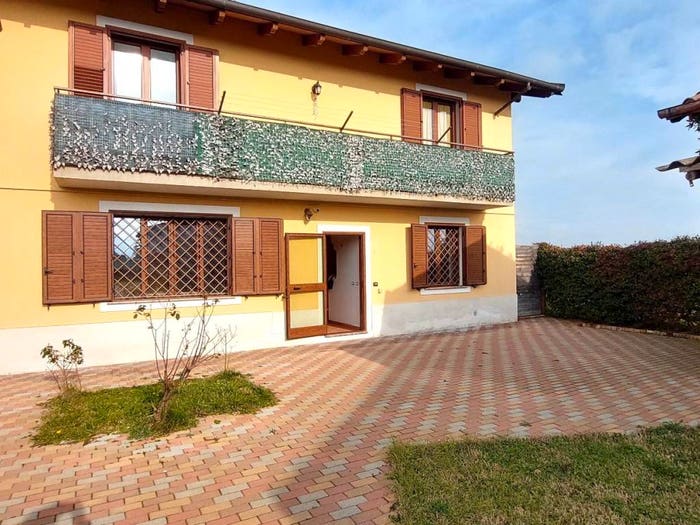 Casa con 6 locali in vendita in Via Sale, San Giuliano Nuovo San Giuliano Vecchio, Alessandria