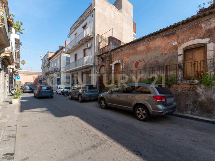 Casa quadrilocale in vendita in Via Ittar, Palestro, Catania