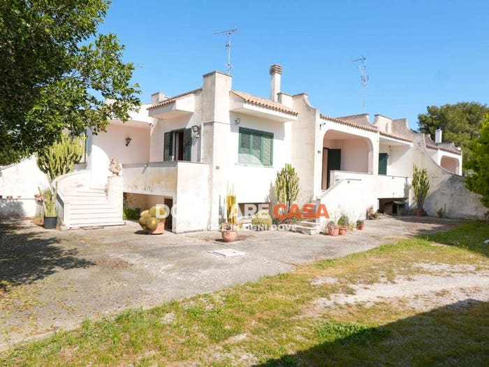 Casa con 5 locali in vendita in Santa Rosa, Lecce