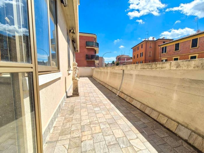 Appartamento con 5 locali in vendita in Via dal Lino, Saragozza fuori Porta, Bologna