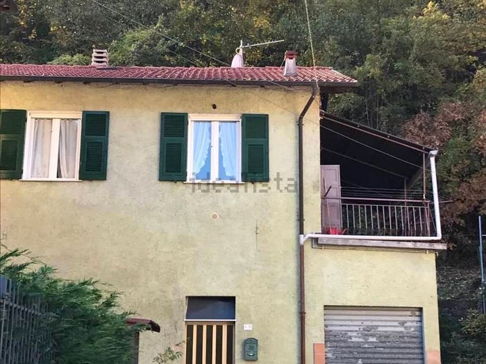 Appartamento trilocale in vendita in Località Pratogrande, Montoggio