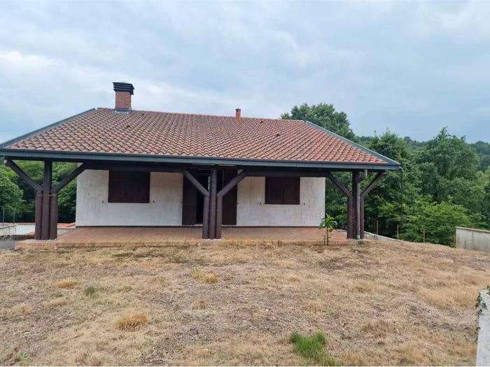 Casa con 6 locali in vendita in Centro, Cantù