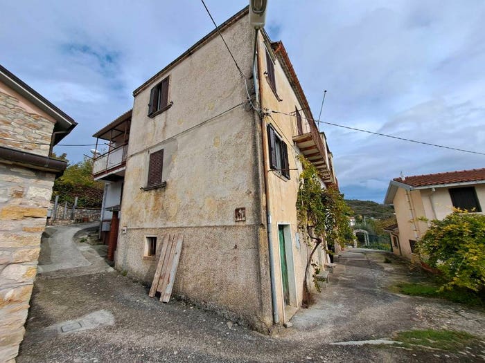 Casa con 6 locali in vendita in Via Francesco Morosini, Santa Maria del Molise