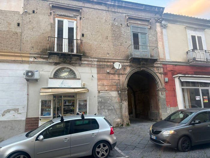 Appartamento trilocale in vendita in Via San Francesco d'Assisi, Centro, Maddaloni