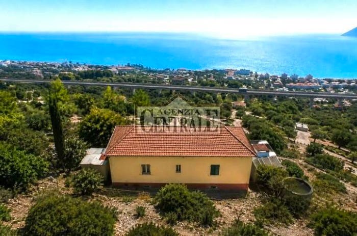 Casa trilocale in vendita in Coldirodi, Sanremo