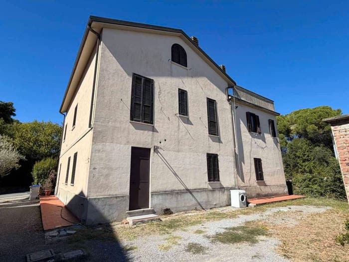 Appartamento con 6 locali in vendita in Via di Perugia, Montebello, Perugia