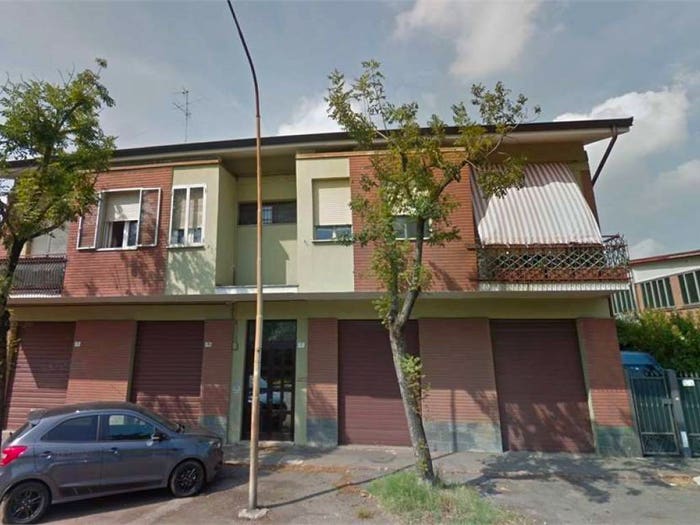 Casa con 6 locali in vendita in Modena Est, Modena