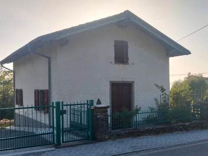 Casa con 5 locali in vendita in Via Martiri Della Libertà, Berceto