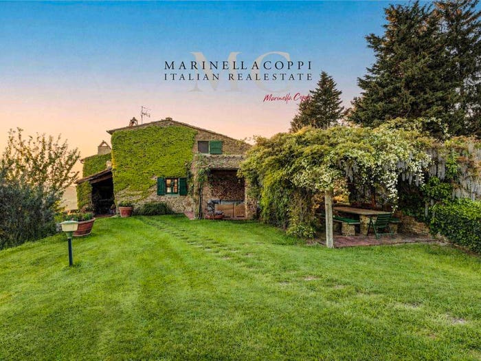 Casa con 6 locali in vendita in Piazza Giacomo Matteotti, Centro, Greve in Chianti