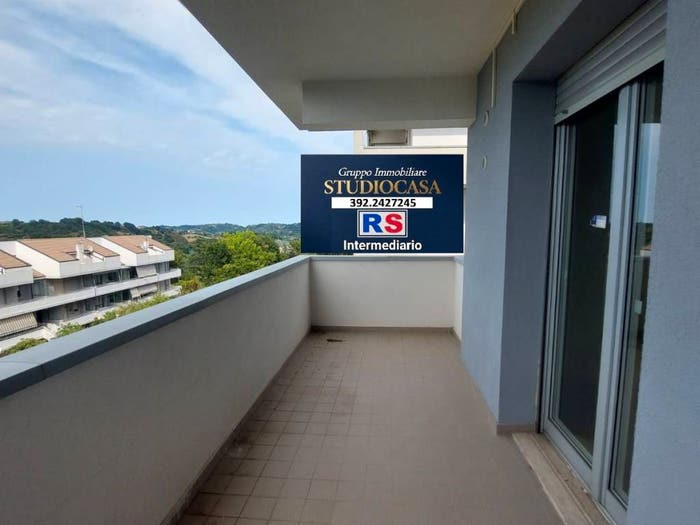 Appartamento con 5 locali in vendita in Via Giuseppe Verdi, Chieti Città, Chieti