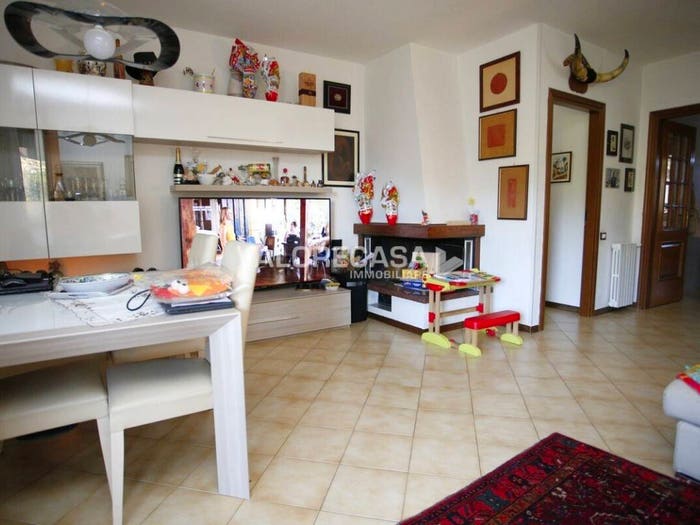 Appartamento con 5 locali in vendita in Perticata Bonascola Nazzano, Carrara