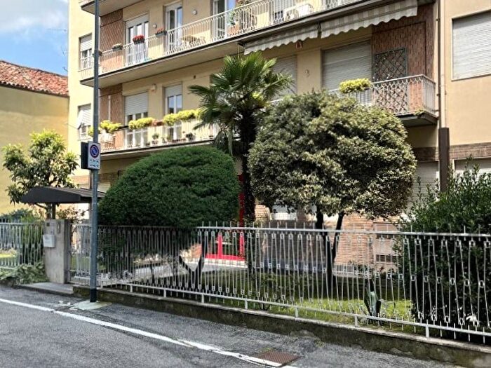 Appartamento trilocale in vendita in Via Francesco Rossetti, Centro Storico, Lodi
