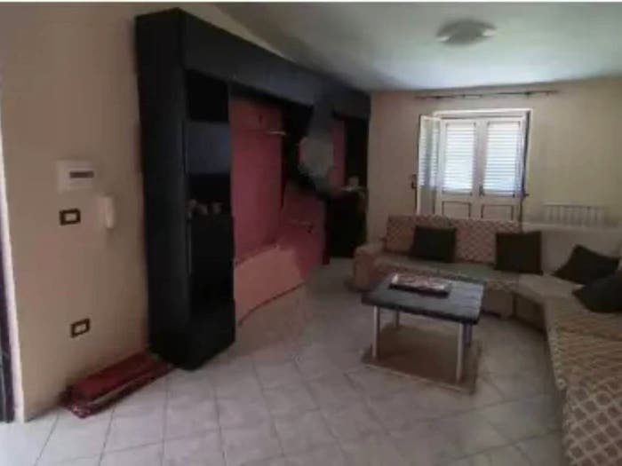 Appartamento con 5 locali in vendita in Via Aprile, Centro, Rovito
