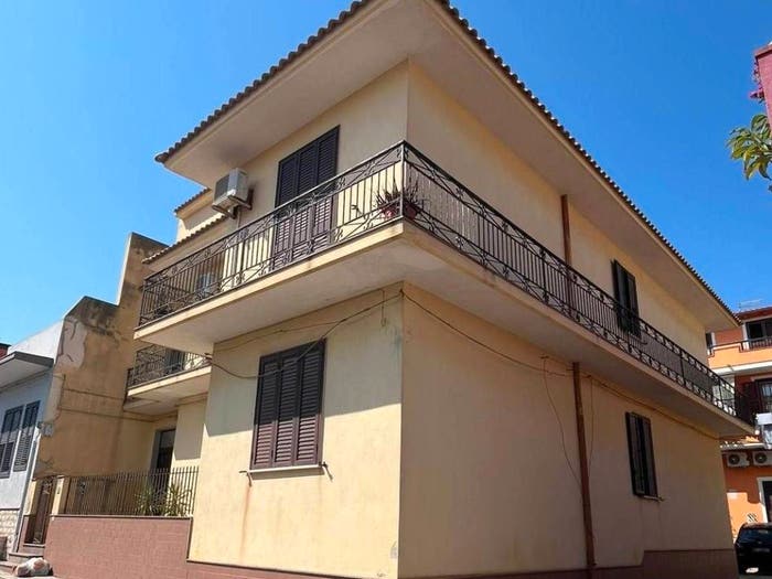 Casa con 6 locali in vendita in Via Francesco Caruso, Centro, Pachino