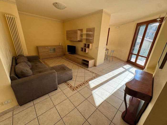 Appartamento con 6 locali in vendita in via Pompeiana, Centro, Fermo