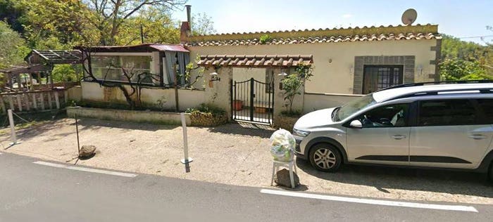 Casa con 6 locali in vendita in Strada Provinciale Calcatese, Calcata
