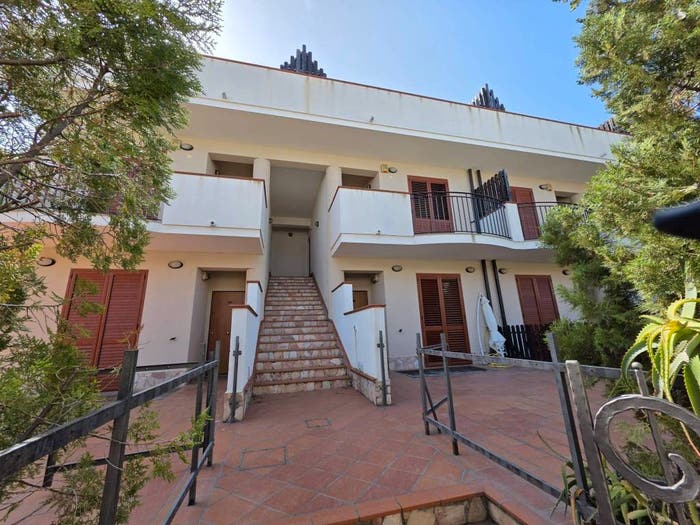 Appartamento trilocale in vendita in Via Torrente Cicerina, Ortoliuzzo San Saba, Messina