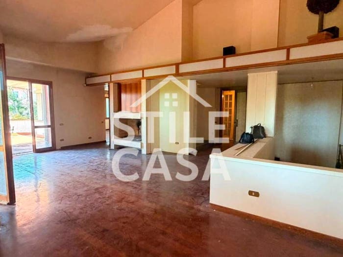 Appartamento con 6 locali in vendita in Via Francesca Sud, Centro, Castelfranco di Sotto