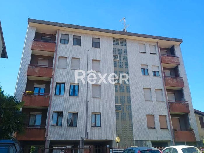 Appartamento trilocale in vendita in Via G Carducci, Centro, Olgiate Comasco