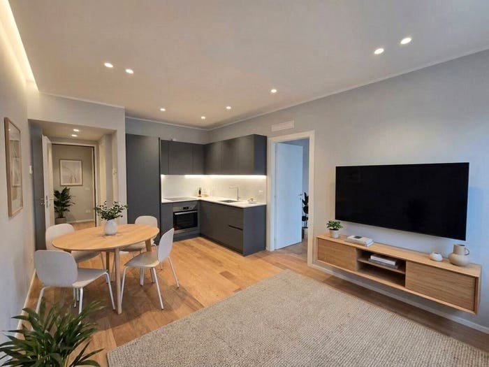 Appartamento bilocale in vendita in Viale Aldo Moro, Borghi, Como