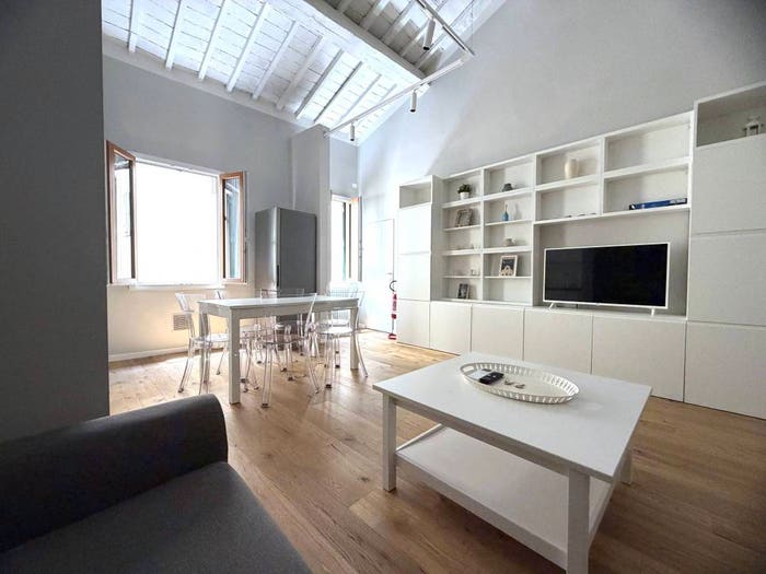 Appartamento quadrilocale in vendita in Via del Campuccio, San Frediano, Firenze