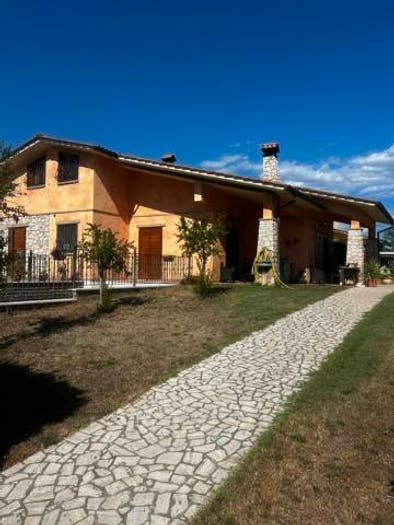 Casa quadrilocale in vendita in Via delle Baiocchelle, Fiano Romano