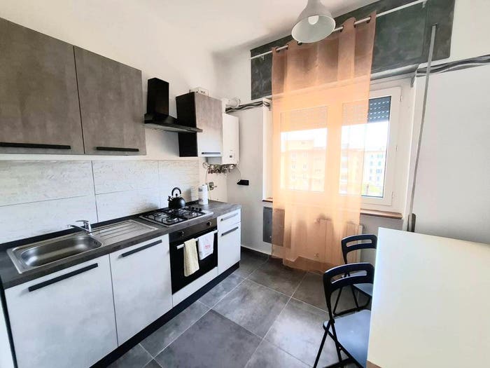 Appartamento trilocale in vendita in Via Don Vincenzo Minetti, Dinegro, Genova
