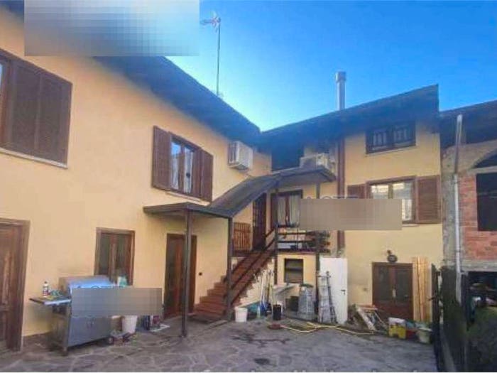 Casa con 5 locali in vendita in Via Vergante, Centro, Invorio