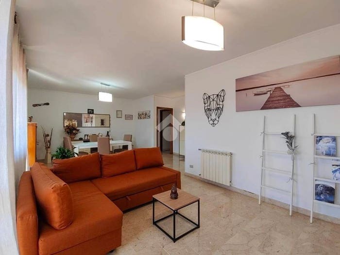 Appartamento quadrilocale in vendita in Via Enrico Fermi, Rivarolo, Genova