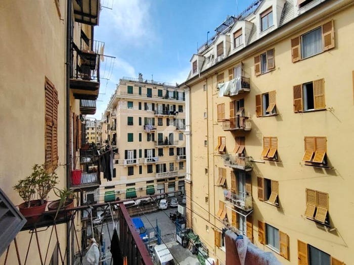 Appartamento con 5 locali in vendita in Corso Sardegna, Marassi, Genova