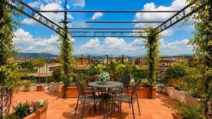 Casa con 6 locali in vendita in Viale Luigi Gori, Novoli, Firenze