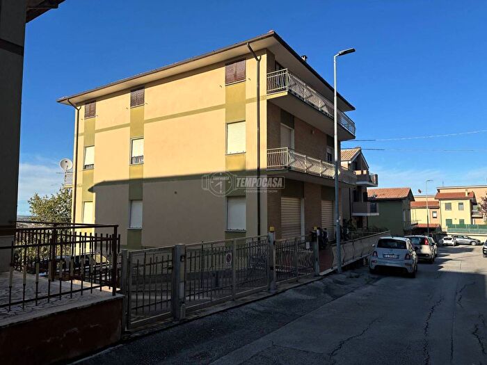 Appartamento quadrilocale in vendita in Via TOSCANINI, Centro, Fermo
