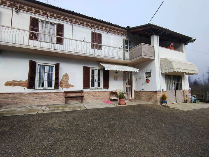 Casa con 5 locali in vendita in Strada Beretta, Castiglione, Asti