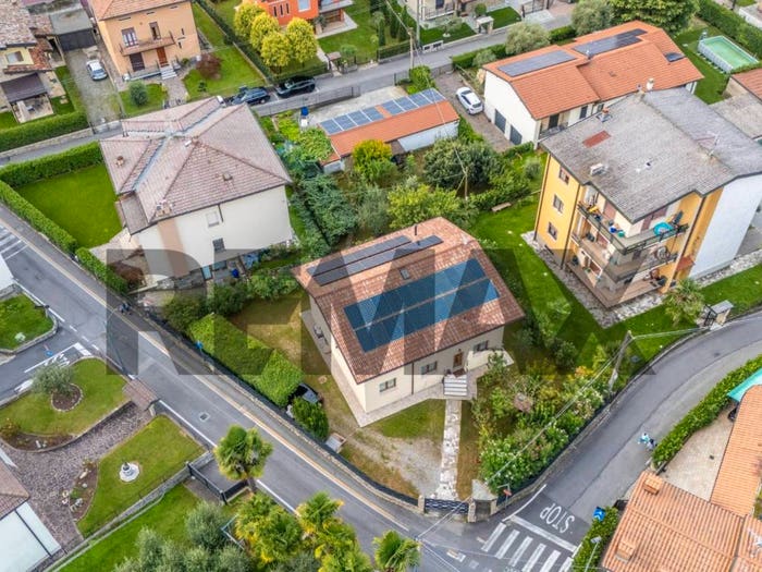 Casa con 6 locali in vendita in via Diaz, Centro, Credaro