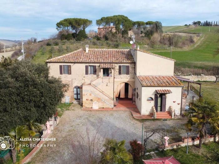 Casa con 6 locali in vendita in Centro, Buonconvento