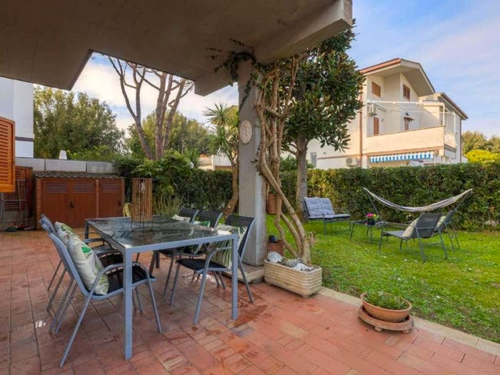 Casa con 6 locali in affitto in Via Loano, Fregene, Fiumicino