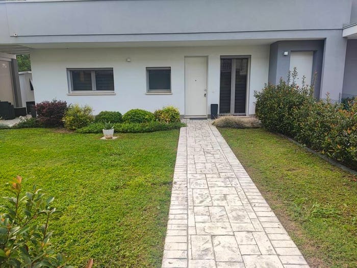 Appartamento trilocale in vendita in Via Don Minzoni, Centro, Lendinara